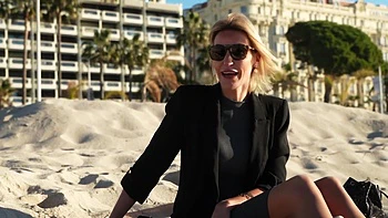 Participants are impatient - Jacquie et Michel TV