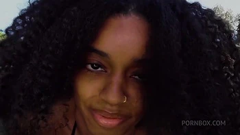 Chica Negra Cachonda Se Folla Una Enorme Polla Cubana