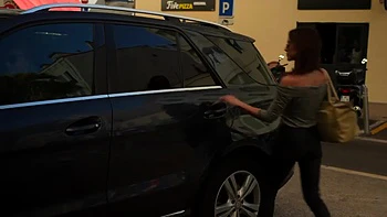 [SOFT] On the farm with Carollina! - Jacquie et Michel TV