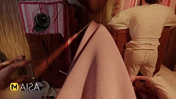 Sexy Teen 18+ Wants To Give Your Massage A Happy Ending