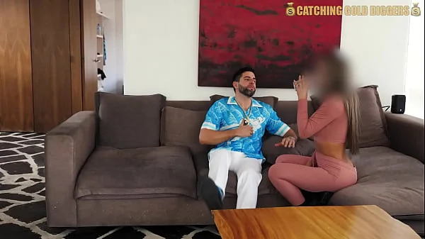 Big Booty Colombian Babe Begs Him To Not Stop Fucking Her Juicy Pussy