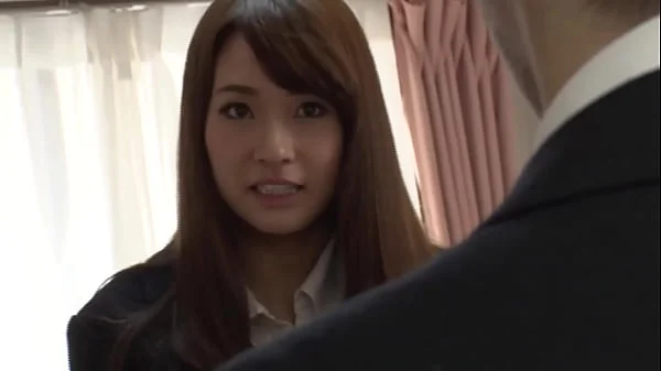 誰かに見られて犯される。　ゆいの奥底で眠っていた快楽を貪る変態女としての扉を開いてしまうのであった…。