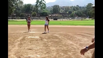 Lesbians Pussy Licking Big Dick Sucking Pussy Fucking Threesome Sex - Faith Leon, Naudia Nyce And Charlie Laine