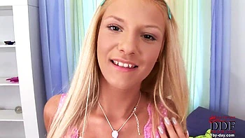 Teen beauty tempts us