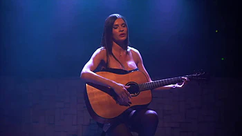 Kitana must comply with David's demands... - Jacquie et Michel TV