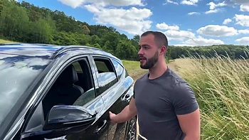 28-year-old Valentina discovers herself more and more naughty! - Jacquie et Michel TV