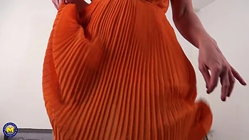 Horny Stepmom Marta Bellefleur Rubs Her Pussy Until She Cums