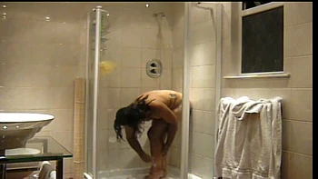 Homemade Shower MMS Video - DesiPapa