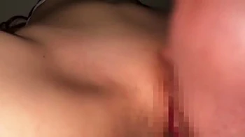 清楚な美女がキスや愛撫に塩対応で仕方なしクールなハメ撮りエッチ