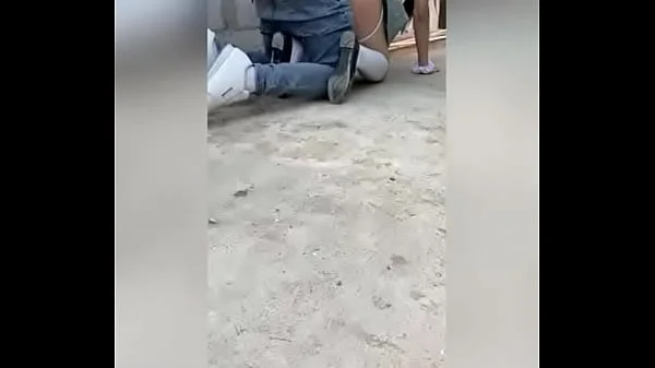 Colegiala se la CHUPA Rápido en la Azotea! Estudiantes Mexicanos Cogiendo a Escondidas!