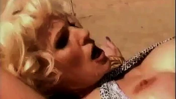 Allyson Embers tramp: Blowjob, Doggy  Cowgirl Porn