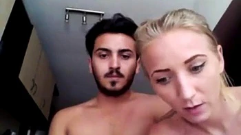 Animated Blonde Girlfriend: Blowjob, Amateur  Webcam Porn
