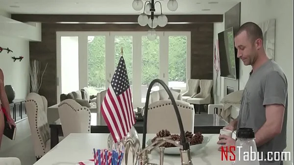 What Wants, She Gets - Beverly Hills Stepmoms - Sydney Hall, James Deen