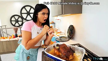 Tiny Slut Gets Her Pussy Basted At The Dinner Table - Ophelia Purr by TINY4K: Porn