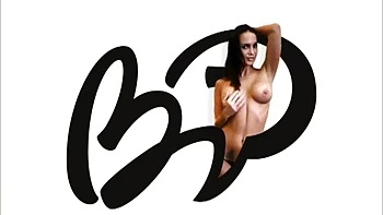 Horny babe cums by Bonga Cams: Bongacams, Handjob  Brunette Porn