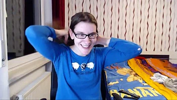 Teen with glasses spreads her pussy and fingers herself: Amateur, Brunette  Masturbation Porn