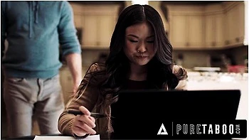 Small Town Girl Lulu Chu Gets Horny While Hearing Roommate Raw & Dirty With Slimthick Vic