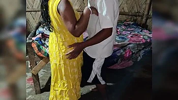 Desi Aunty Big Breastfeeding Sex - Semadarling Hot Indian Stepmom Fucking