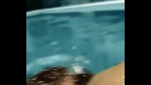 RANDOM CHICK SUCKS MY DICK IN PUBLIC HOTEL POOL