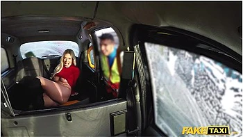 Sasha Steele Gets Her Tits Out At The Car Wash