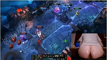 Gamer Girl And Deutsche Amateure - Fucking My Ass With A Banana Toy When Im Dead League Of Legends #18 Luna