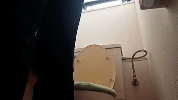 Japanese MILF Mayumi Kanzaki Solo Pee Fetish Toilet Pissing at Home