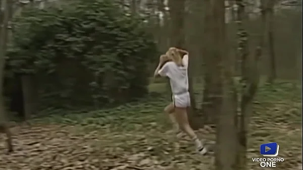 Ces salopes aiment se faire défoncer dans la paille