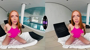 Redhead beauty Holly Molly in hot solo vr action