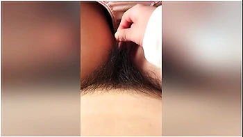 A Japanese Amateur Who Just Strokes The Pussy Hair.do You Like Hairy Girl? [homemade]