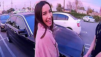 Cute Amateur Girl Shows Off In Public