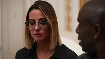 Sally, 18, language student in Lyon! - Jacquie et Michel TV