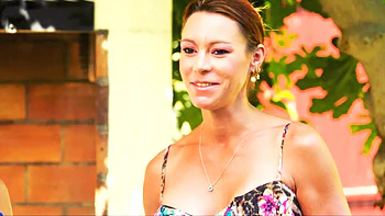 Samantha, 35, photo model! - Jacquie et Michel TV