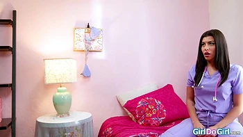 Petite stepdaughter scissorfucked by her busty milf stepmom