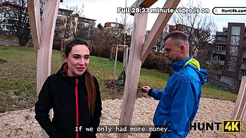 HUNT4K. She ripped her leggings and sucked stranger's cock in front of her BF for new ones