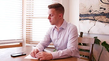 Ada, 26, is hungry for something new... - Jacquie et Michel TV