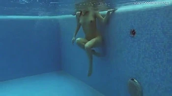 Juicy Russian Babe In The Pool - Lina Mercury