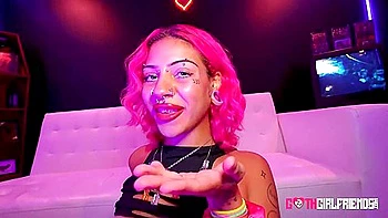 Featuring Beautys Punk Trailer