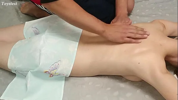 Homemade Oil Massage with Two Orgasms for Beautiful Babe