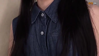 Records Of The First Sex With A Beautiful Girl With A Slippery Marco