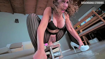 Ultra Fast Anal Fuck With This Extreme Huge Toy