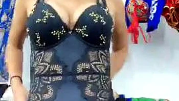 Underboob from sexy tiktok thot: Amateur, Blonde  Stripchat Porn