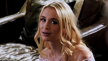 Anastasia Knight Can't Resist Her Dad's Best Friend