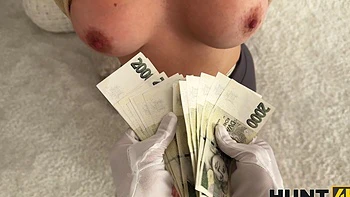 Redhead amateur Norah Juliette gets picked up and fucked in pov style