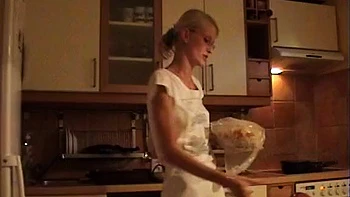 Hot couples bathroom games