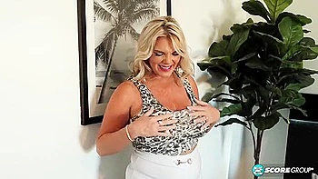 Kayla Gordon - A New Big-titted Milf From New Zealand