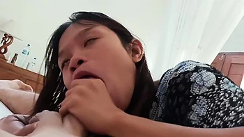 Shy Teenager 18+ Fingering Until Orgasm And Takes Cum Shot Into Mouth