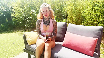 Pandora, 28 years old, adopted by Marseille! - Jacquie et Michel TV