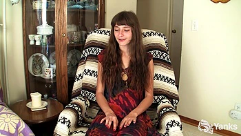 Willow Enjoys Her Bushy Muff - Full 4K Remaster