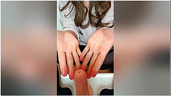 [selfie] Japanese Amateur Massage Video To Help Ejaculation Masturbation With A Huge Dildo