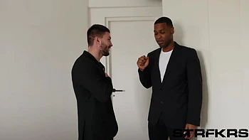 90-Pound Babe Didi Zerati Fills Her Holes With 2 Big Dicks!